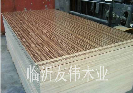 建築用膠合板